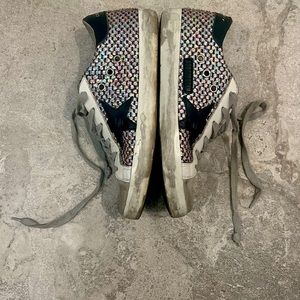 Golden Goose superstar size 37